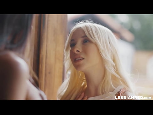 ❤️ Tyttö tulee kotiin muutamaa kuukautta myöhemmin ja päätyy syömään äitipuolensa pillua ❤️ Porno at fi.myinvest.top ❌️